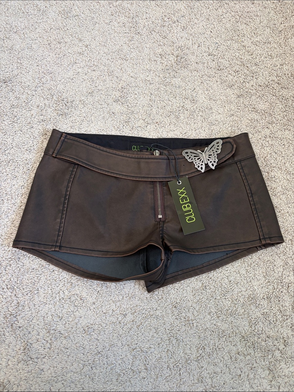 Dolls Kill Club Exx Brown Vegan Leather Moto Micro Shorts M NWT Butterfly Belt